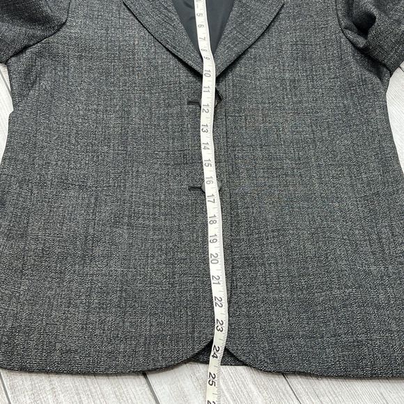 Theory Wool Blazer Women's Size 12 Black & White Pinstriped 2 Button Jacket - Picture 9 of 9